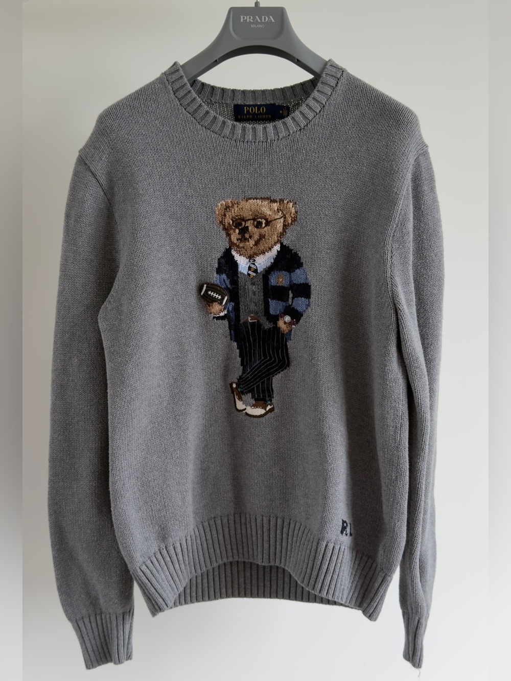 Polo Ralph Lauren
Graphic Print Crew Neck Pullover
Grey | Size: M